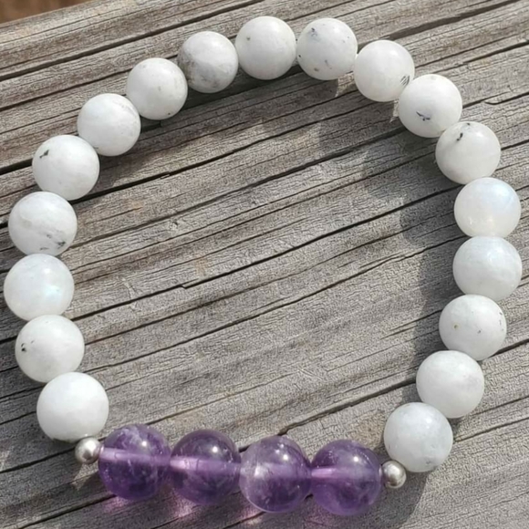 Rainbow Moonstone & Amethyst Bead Bracelet - Picture 5 of 7